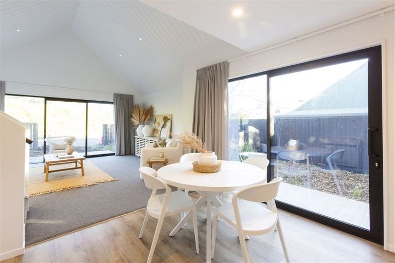 Photo of property in 1/11 Truscotts Road, Heathcote Valley, Christchurch, 8022