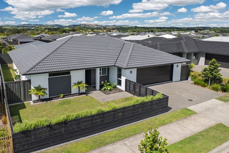 Photo of property in 43 Te Ranga Memorial Drive, Pyes Pa, Tauranga, 3112