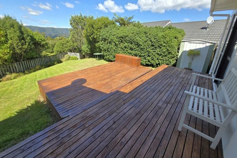 Photo of property in 3 Owaka Close, Kelson, Lower Hutt, 5010