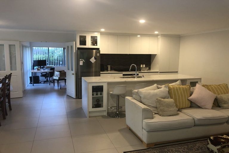 Photo of property in 97 Polo Prince Drive, Totara Park, Manurewa, 2576