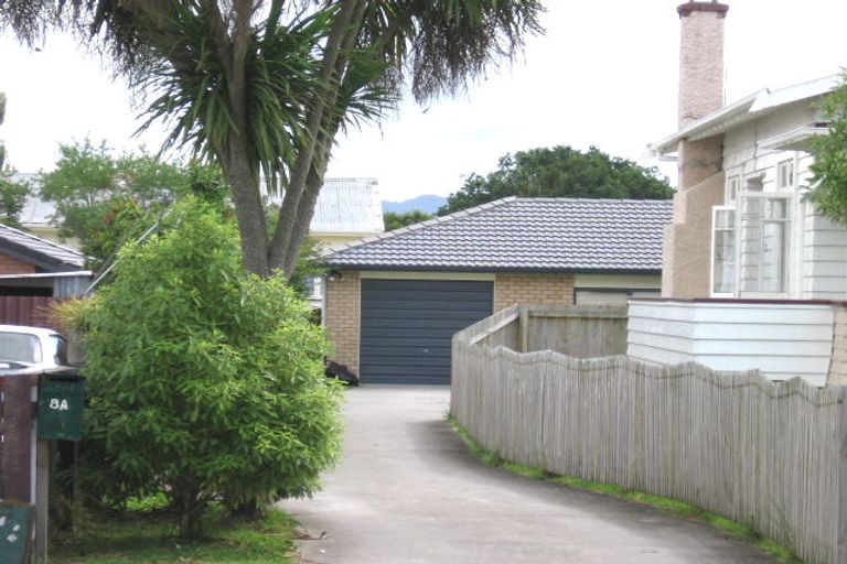 Photo of property in 8 Wairau Avenue, Avondale, Auckland, 1026