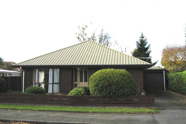 Photo of property in 1 Nyoli Street, Northcote, Christchurch, 8052