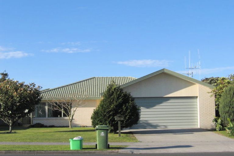 Photo of property in 20 Pacific View Road, Papamoa Beach, Papamoa, 3118