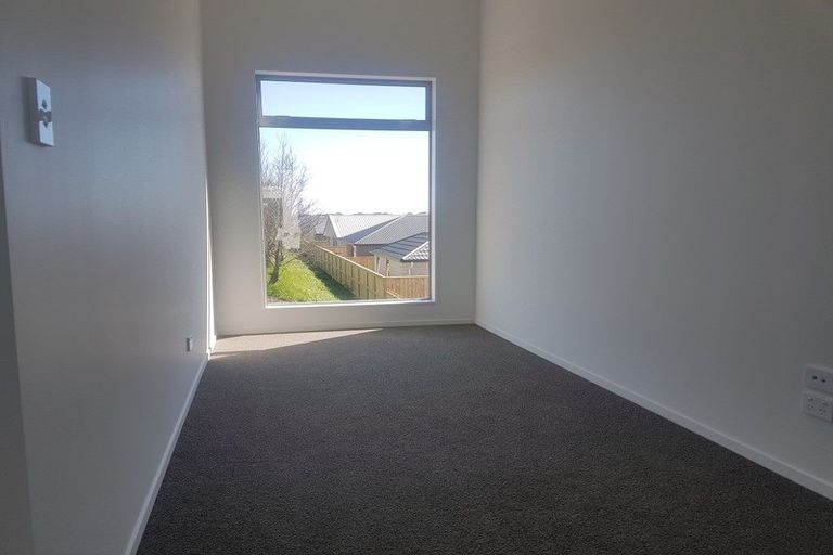 Photo of property in 31 Reynolds Place, Papamoa Beach, Papamoa, 3118