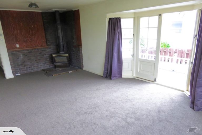 Photo of property in 91 Bridge Street, Bulls, 4818