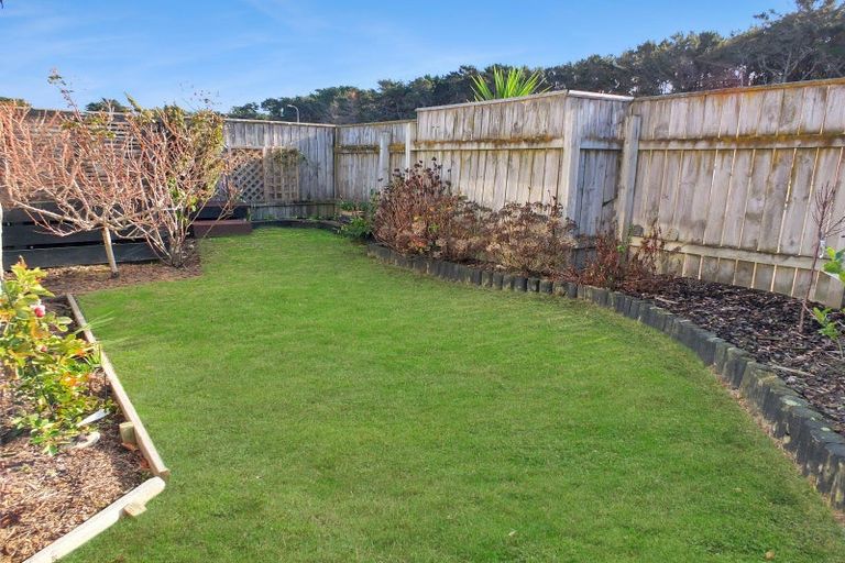 Photo of property in 16 Cousins Avenue East, Foxton Beach, Foxton, 4815