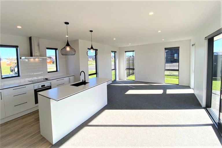 Photo of property in 4 Oriel Way, Rolleston, 7614