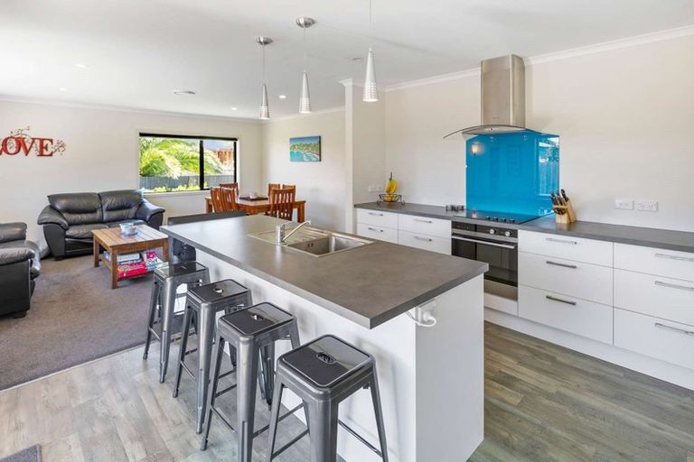 Photo of property in 28 Poynter Place, Tawhero, Whanganui, 4501