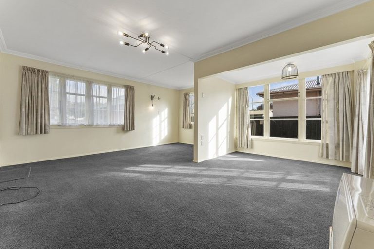 Photo of property in 224 Botanical Road, Takaro, Palmerston North, 4412