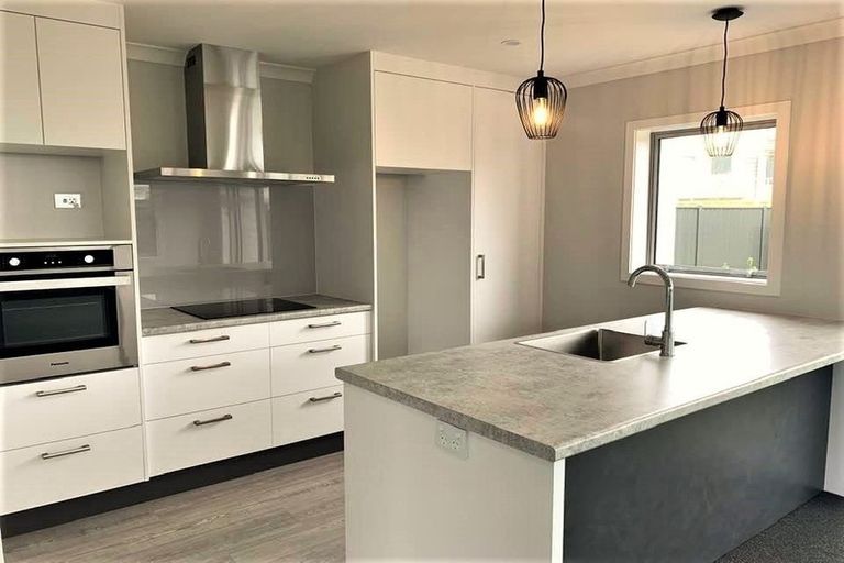 Photo of property in 11 Torea Place, Kenepuru, Porirua, 5022