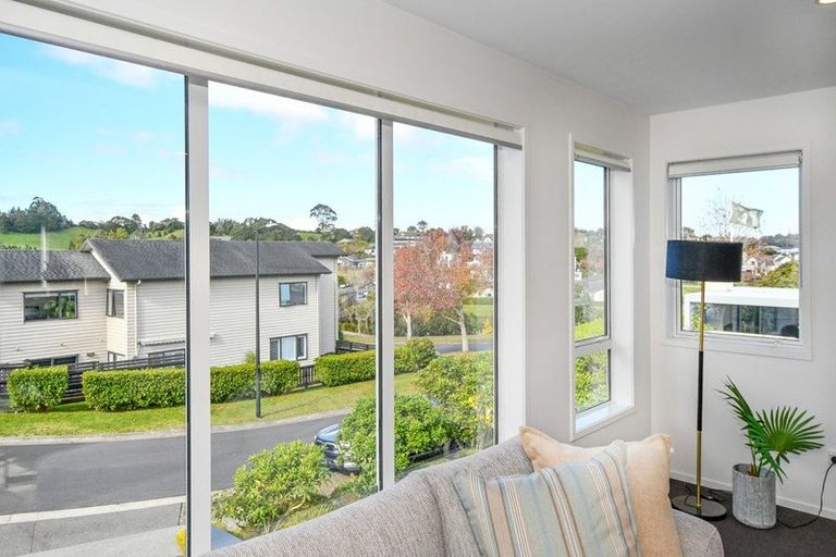 Photo of property in 3 Stile Place, Pukekohe, 2120