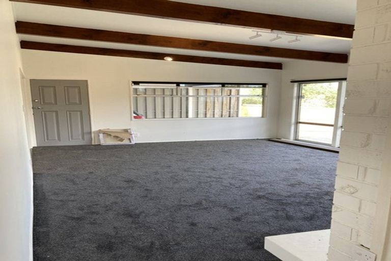 Photo of property in 52 Cascades Road, Pakuranga Heights, Auckland, 2010