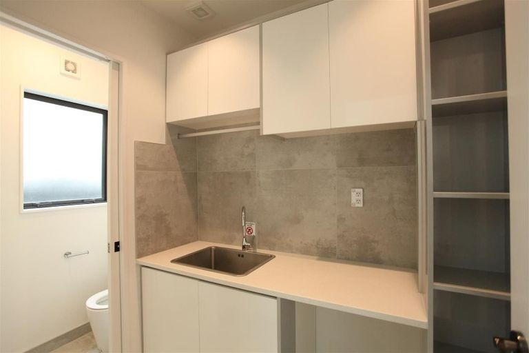 Photo of property in 8 Blackbird Lane, Hobsonville, Auckland, 0616