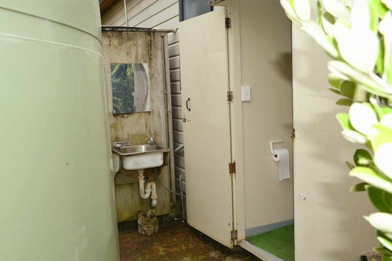 Photo of property in 299 Big Bay Road, Manukau Heads, Awhitu, 2684