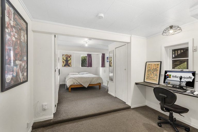 Photo of property in 16 Charlotte Avenue, Brooklyn, Wellington, 6021