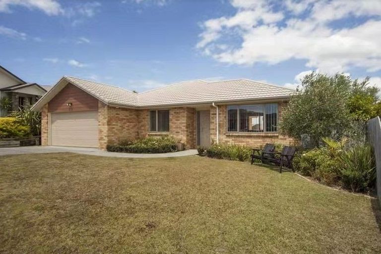 Photo of property in 27 Carol Lee Place, Albany Heights, Auckland, 0632