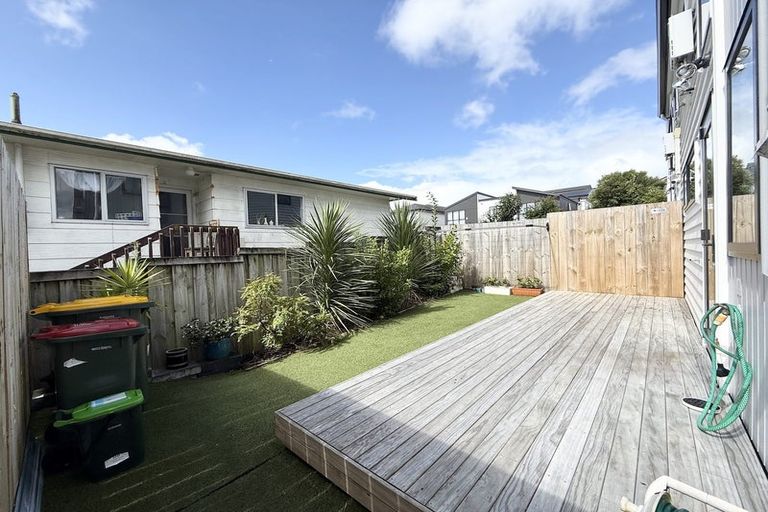 Photo of property in 30b Tudor Road, Henderson, Auckland, 0610