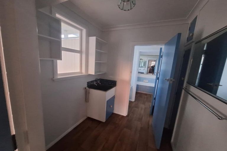 Photo of property in 10 Marsden Place, Awapuni, Palmerston North, 4412