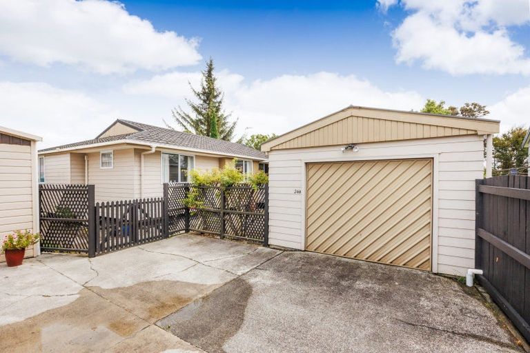 Photo of property in 24b Cargill Grove, Kelvin Grove, Palmerston North, 4414