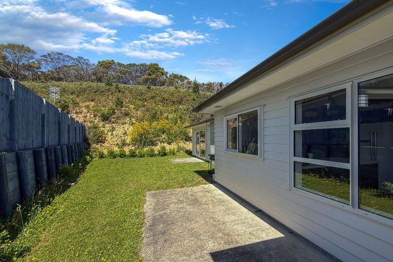 Photo of property in 33 Brian Morgan Terrace, Wainuiomata, Lower Hutt, 5014