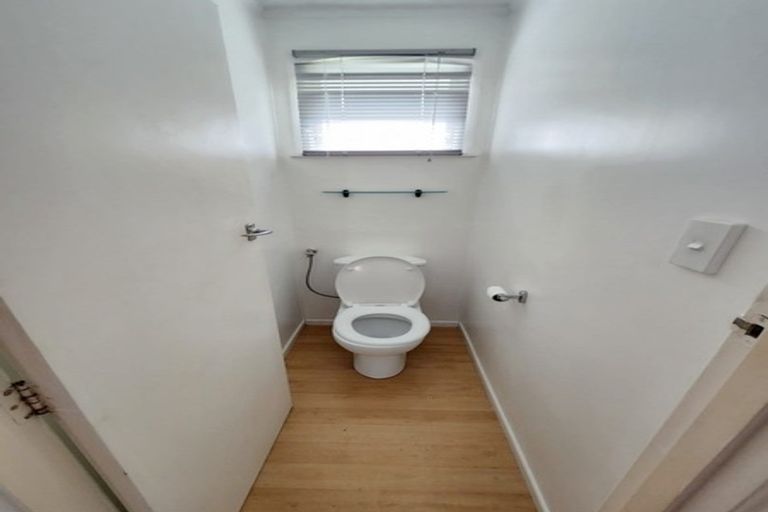 Photo of property in 12 Cargill Street, Papakura, 2110