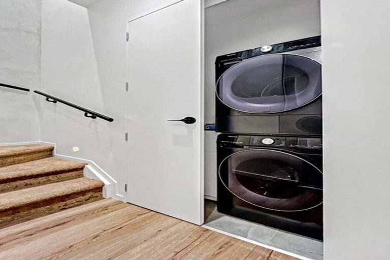 Photo of property in 19 Konoba Avenue, Kumeu, 0810