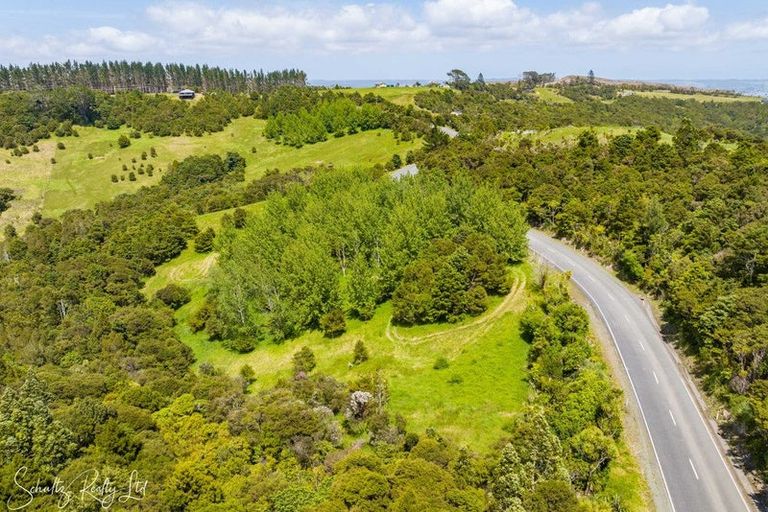 Photo of property in 827 Tinopai Road, Tinopai, Matakohe, 0593