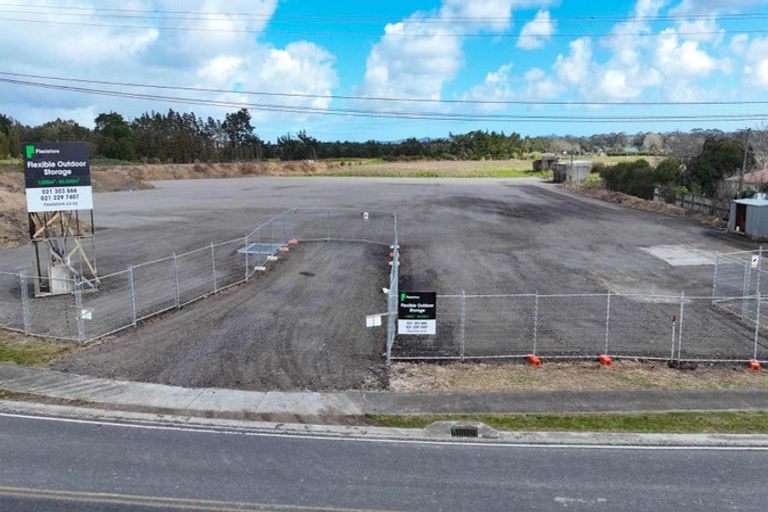 Photo of property in 96a Trig Road, Whenuapai, Auckland, 0618