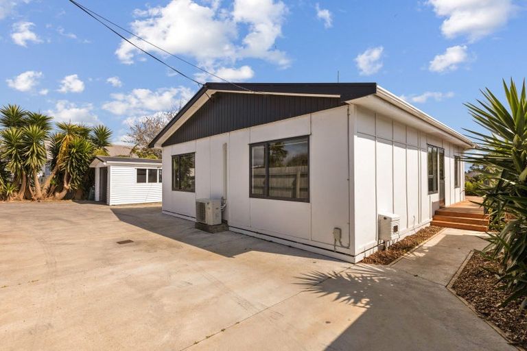 Photo of property in 168 Tukapa Street, Westown, New Plymouth, 4310