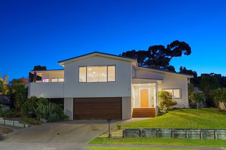 Photo of property in 12 Murray Court, Paraparaumu Beach, Paraparaumu, 5032