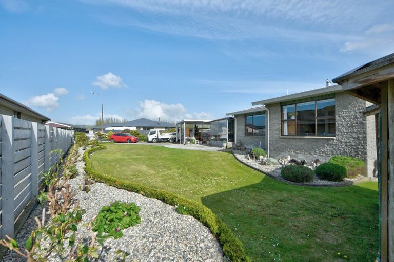 Photo of property in 10 Kerwood Place, Gore, 9710