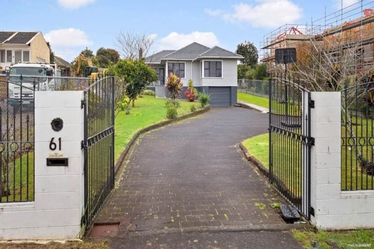 Photo of property in 61 Taikata Road, Te Atatu Peninsula, Auckland, 0610