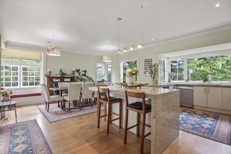 Photo of property in 1 Grove Road, Devonport, Auckland, 0624