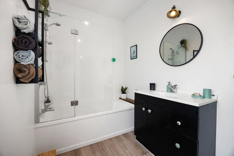 Photo of property in 971 Kihikihi Road, Te Awamutu, 3800