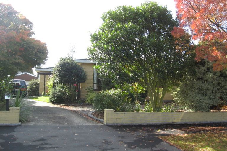 Photo of property in 12 Montclare Avenue, Ilam, Christchurch, 8041