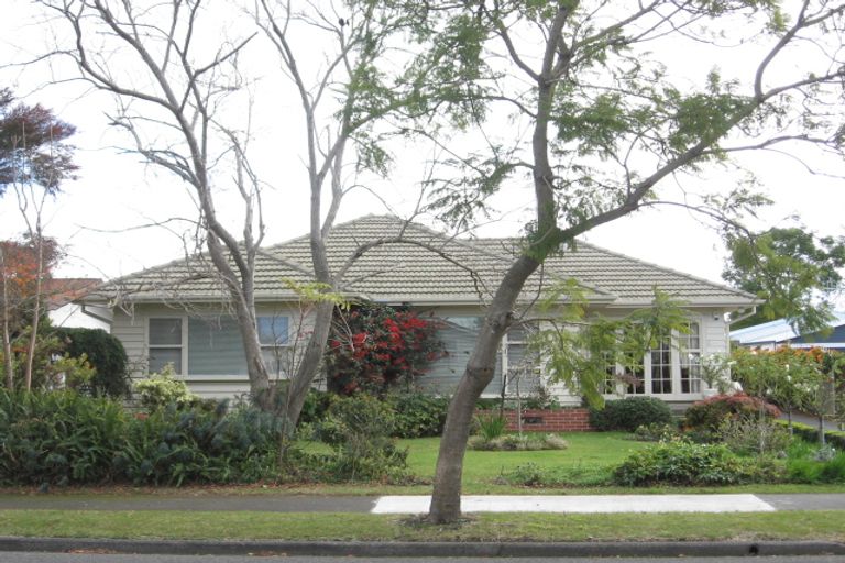 Photo of property in 16 Morgan Avenue, Marewa, Napier, 4110