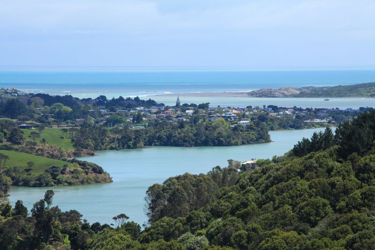 Photo of property in 72 Maungatawhiri Road, Raglan, 3295