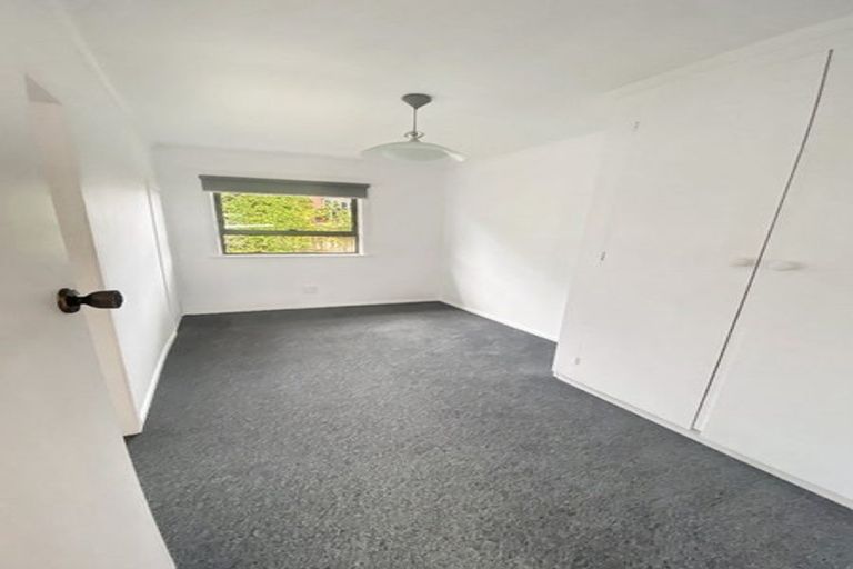 Photo of property in 448 Beach Road, Murrays Bay, Auckland, 0630