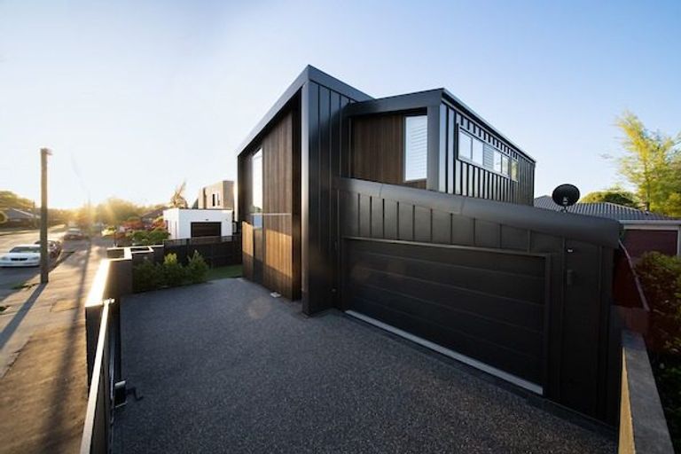 Photo of property in 1/27a Taylors Avenue, Bryndwr, Christchurch, 8052