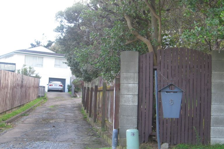 Photo of property in 5 Spey Place, Papakowhai, Porirua, 5024