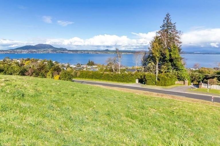 Photo of property in 58 Mapara Road, Acacia Bay, Taupo, 3385