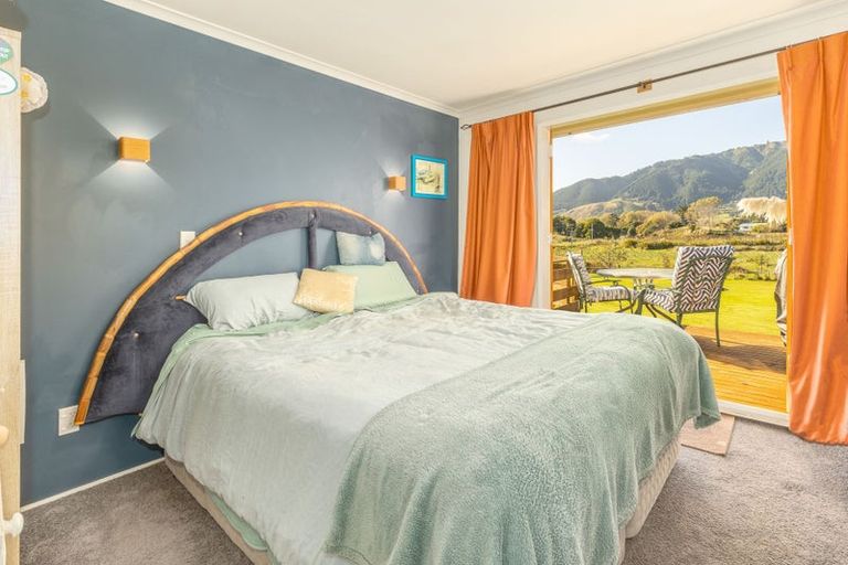 Photo of property in 149 Peka Peka Road, Peka Peka, Waikanae, 5391