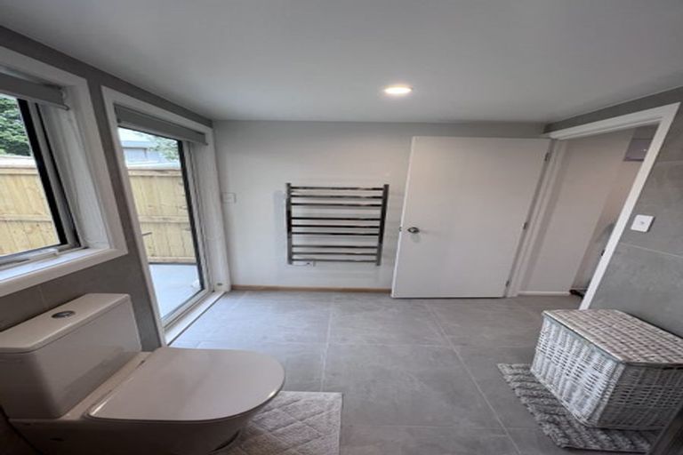 Photo of property in 1/66 Takutai Avenue, Half Moon Bay, Auckland, 2012
