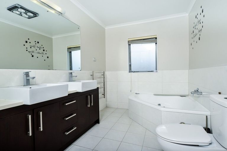 Photo of property in 91 Barrington Drive, Huntington, Hamilton, 3210