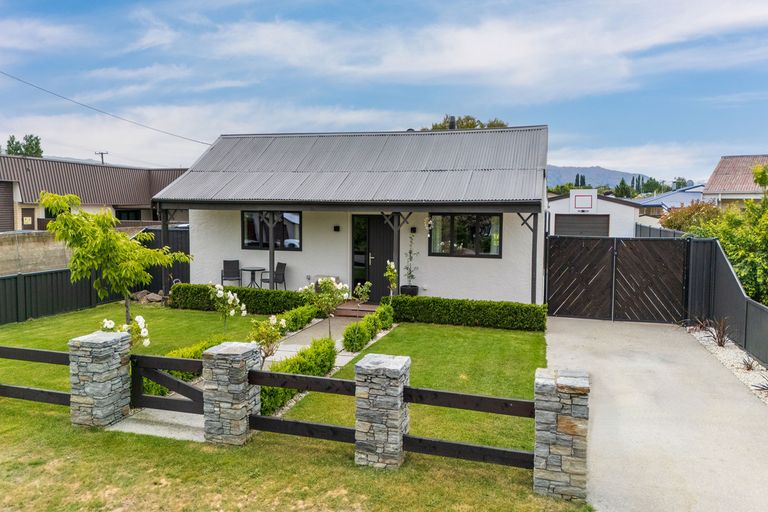 Photo of property in 42 Brandon Street, Alexandra, 9320