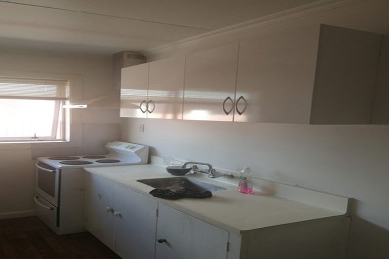 Photo of property in 99 Yaldhurst Road, Sockburn, Christchurch, 8042