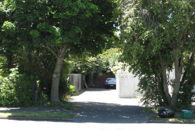 Photo of property in 196a Avonhead Road, Avonhead, Christchurch, 8042