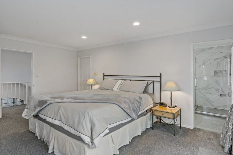 Photo of property in 3 Hobie Court, West Harbour, Auckland, 0618