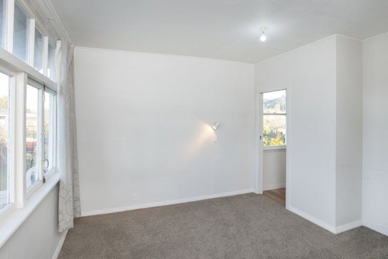 Photo of property in 89 Esplanade, Kaiti, Gisborne, 4010