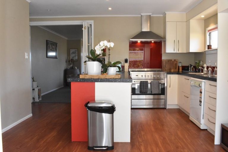 Photo of property in 6 Queen Street, Cambridge, 3434